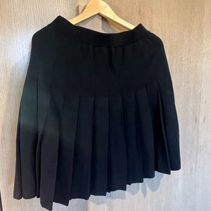 St. John Collection Black Pleated Mini Skirt 12